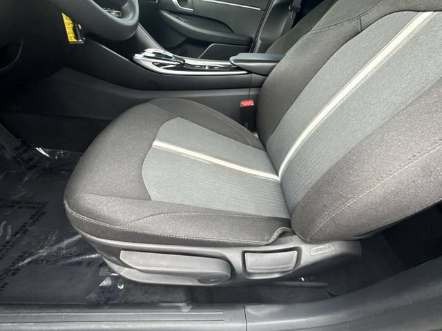 Used 2021 Hyundai Sonata SE w/ Cargo Package FWD image 12