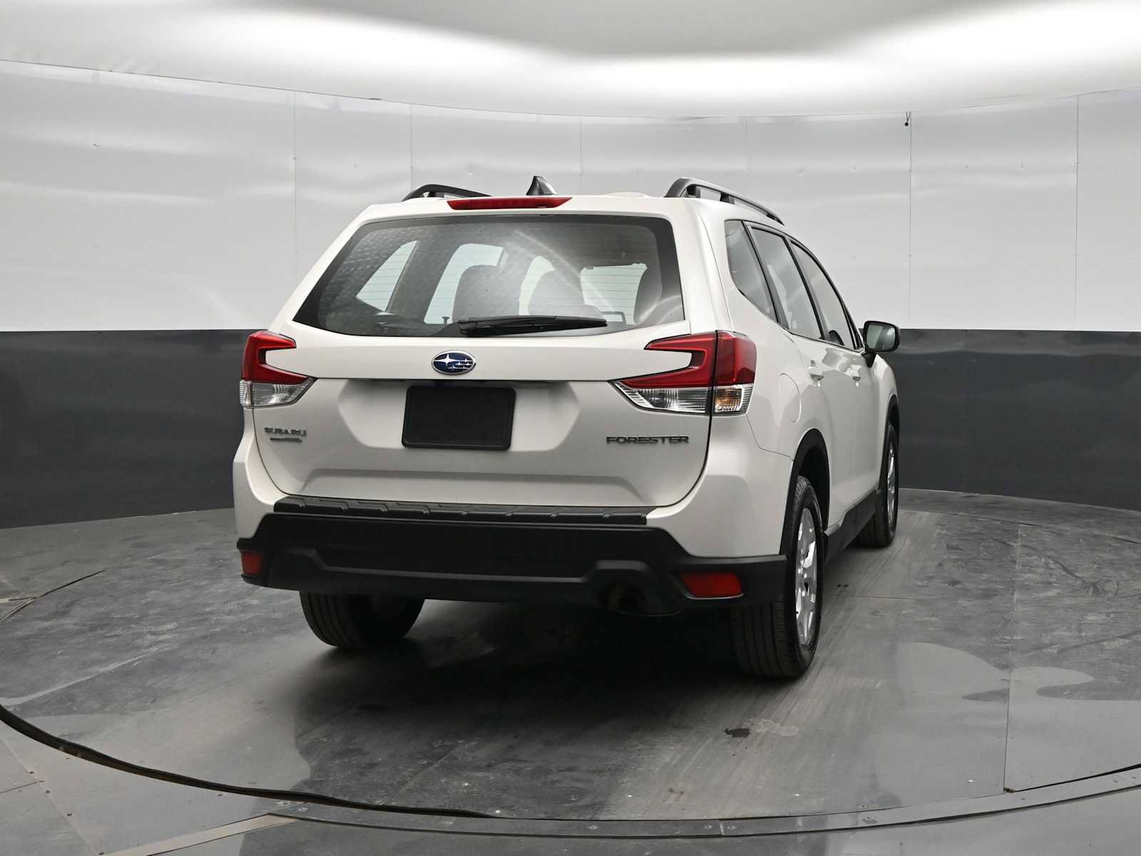 Used 2024 Subaru Forester AWD/4WD image 6