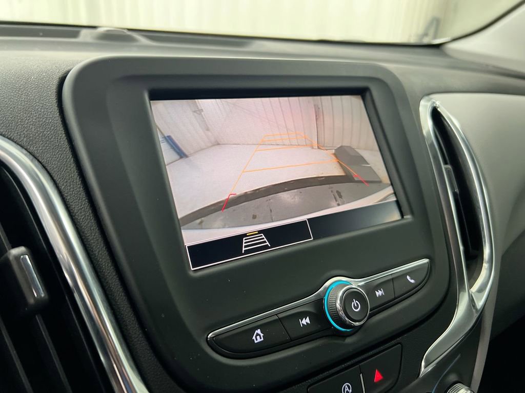 Used 2024 Chevrolet Equinox LS image 15