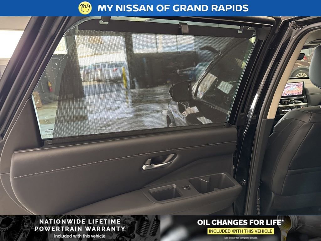 New 2026 Nissan Pathfinder SL image 19