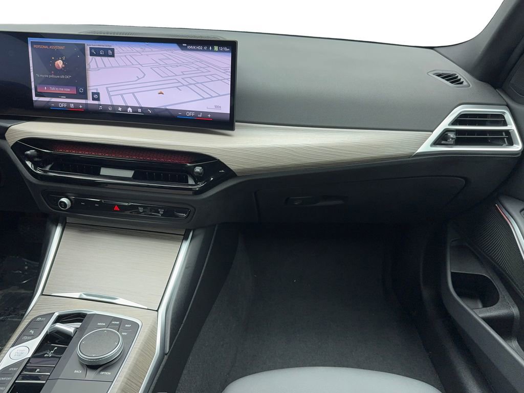 Used 2025 BMW 330i Sedan image 19