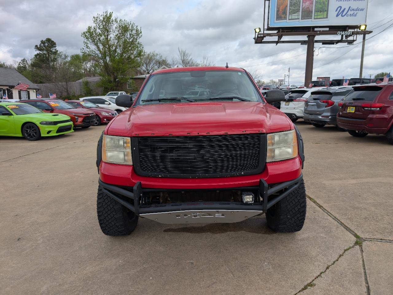 Used 2007 GMC Sierra 1500 SLE w/ Z71 Off-Road Package AWD/4WD image 2