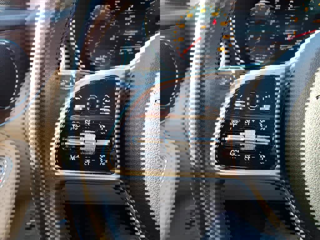 Used 2022 Mercedes-Benz GLC 300 4MATIC image 17