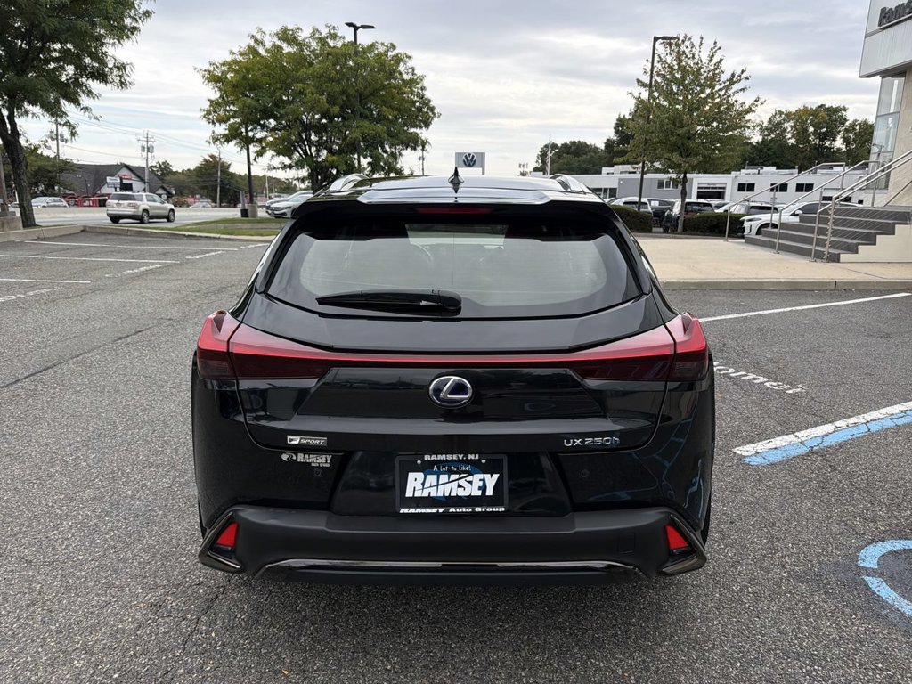 Used 2019 Lexus UX 250h F Sport w/ F Sport Premium Package AWD/4WD image 7