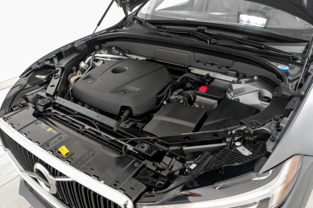 Used 2021 Volvo XC60 T5 Momentum w/ Protection Package Premier FWD image 54