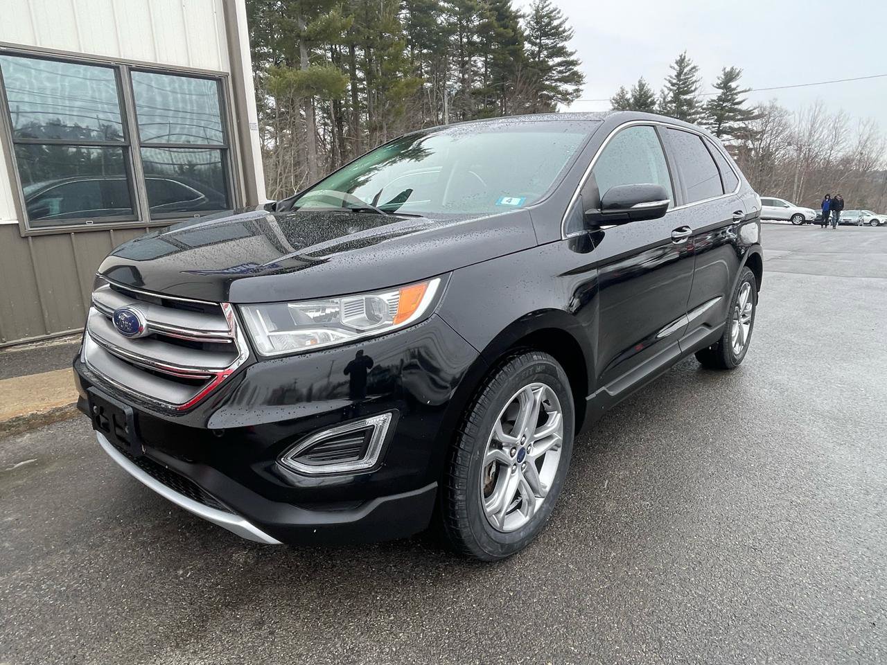 Used 2015 Ford Edge Titanium image 1