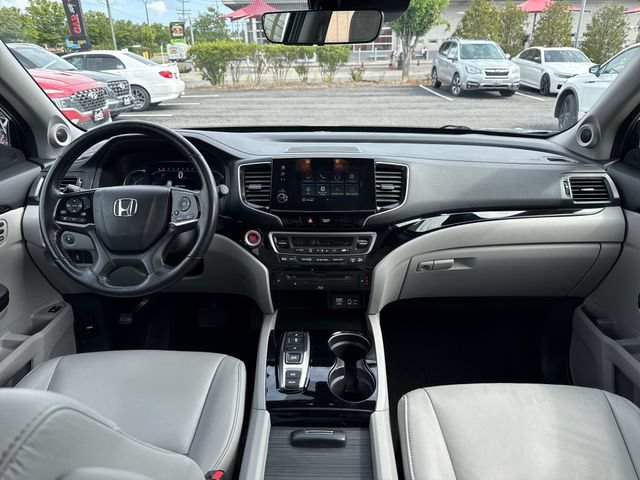 Used 2021 Honda Pilot Touring image 12
