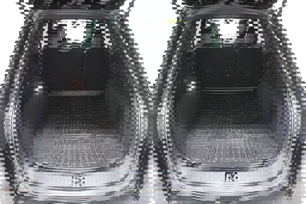 Used 2020 Lincoln Nautilus Reserve w/ Equipment Group 201A image 28