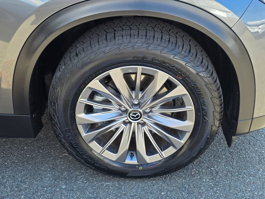 Certified 2024 MAZDA CX-90 Plug-In Hybrid w/ Preferred AWD/4WD image 35