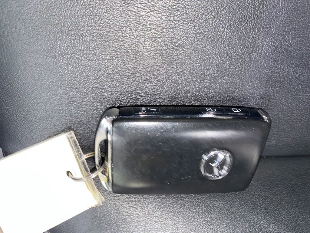 Used 2020 MAZDA MAZDA3 AWD Hatchback w/ Preferred Pkg image 26