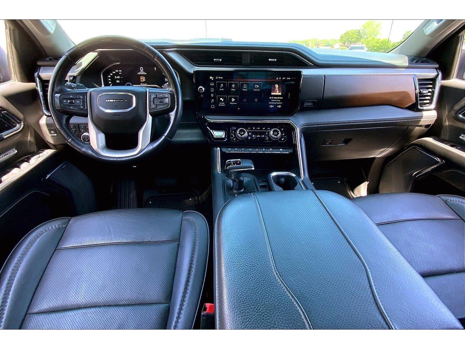 Used 2024 GMC Sierra 1500 Denali AWD/4WD image 14