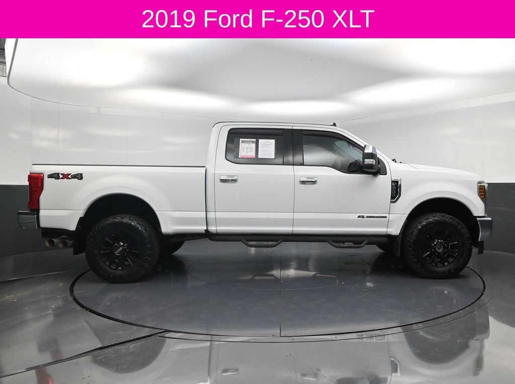 Used 2019 Ford F250 XLT w/ XLT Premium Package AWD/4WD image 4
