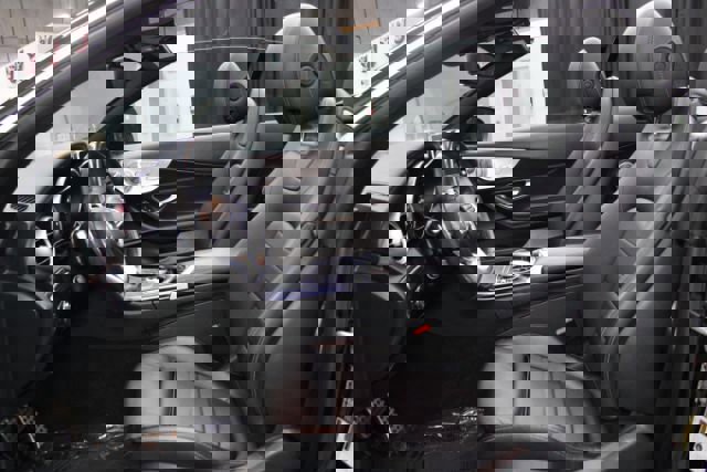 Used 2018 Mercedes-Benz C 300 Sport image 18