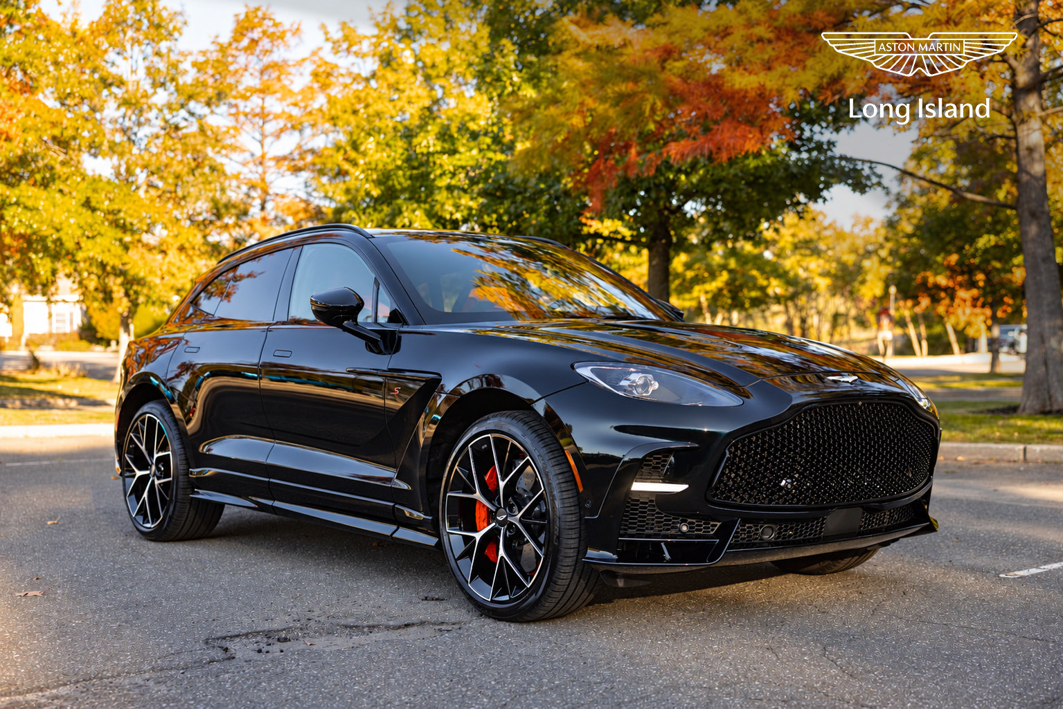 New 2026 Aston Martin DBX S AWD/4WD image 1