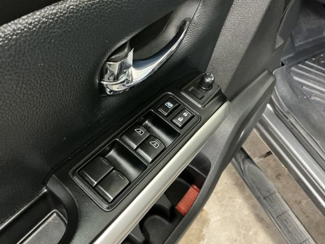 Used 2017 Nissan Titan PRO-4X image 23
