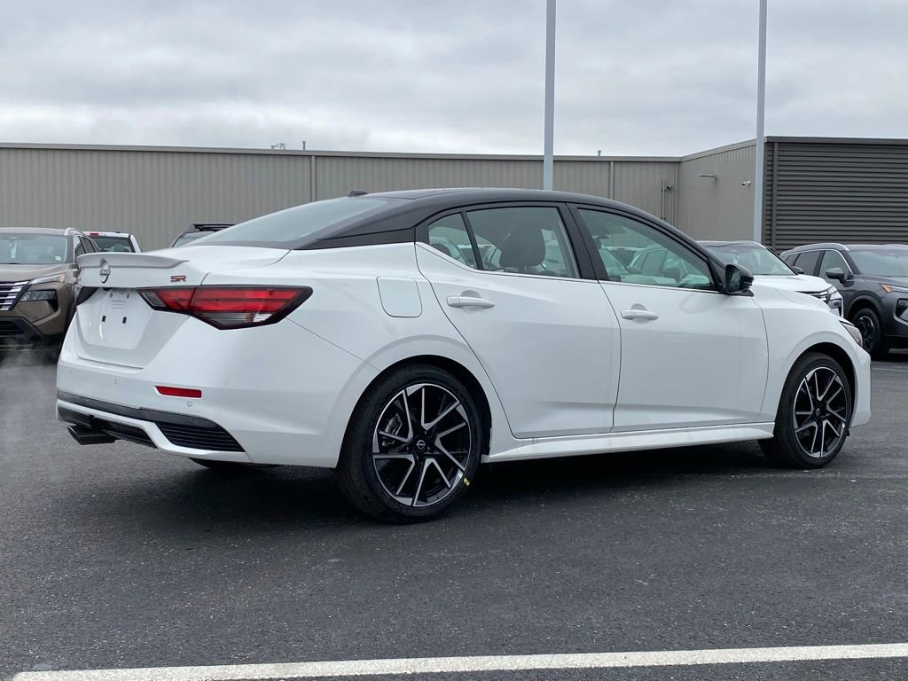 New 2025 Nissan Sentra SR w/ SR Premium Package image 4
