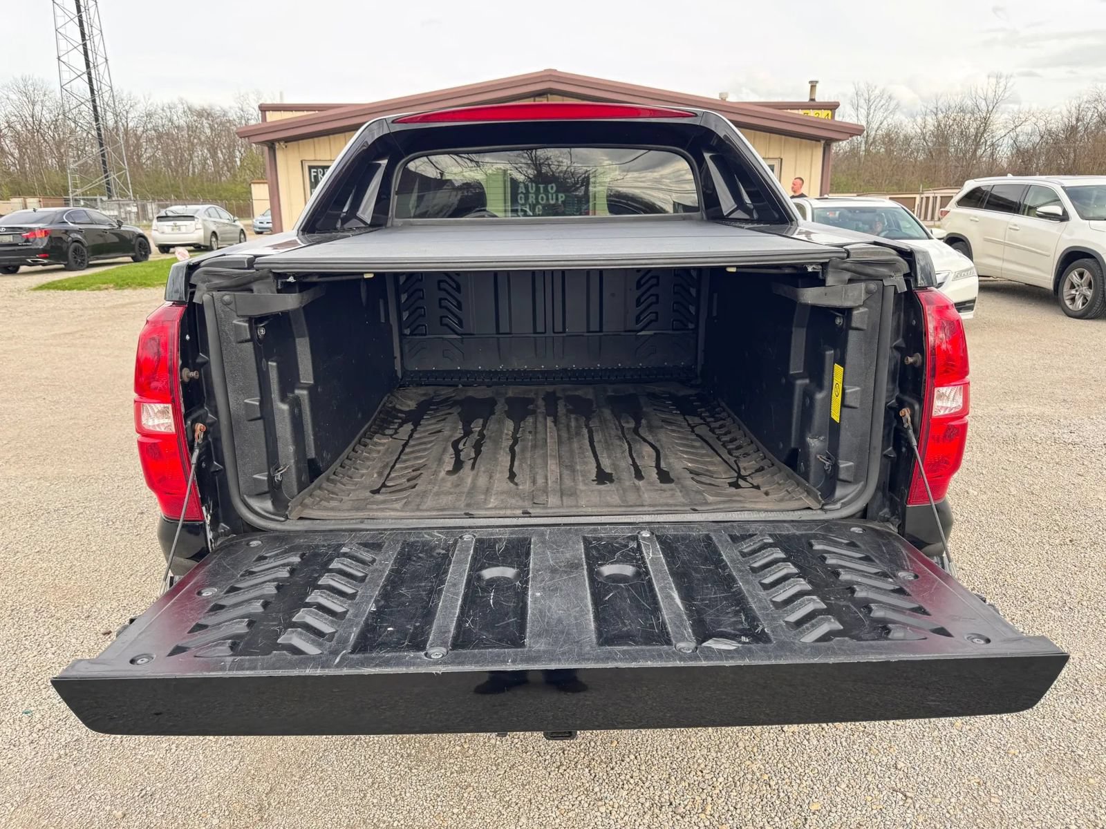 Used 2013 Chevrolet Avalanche LT AWD/4WD image 20