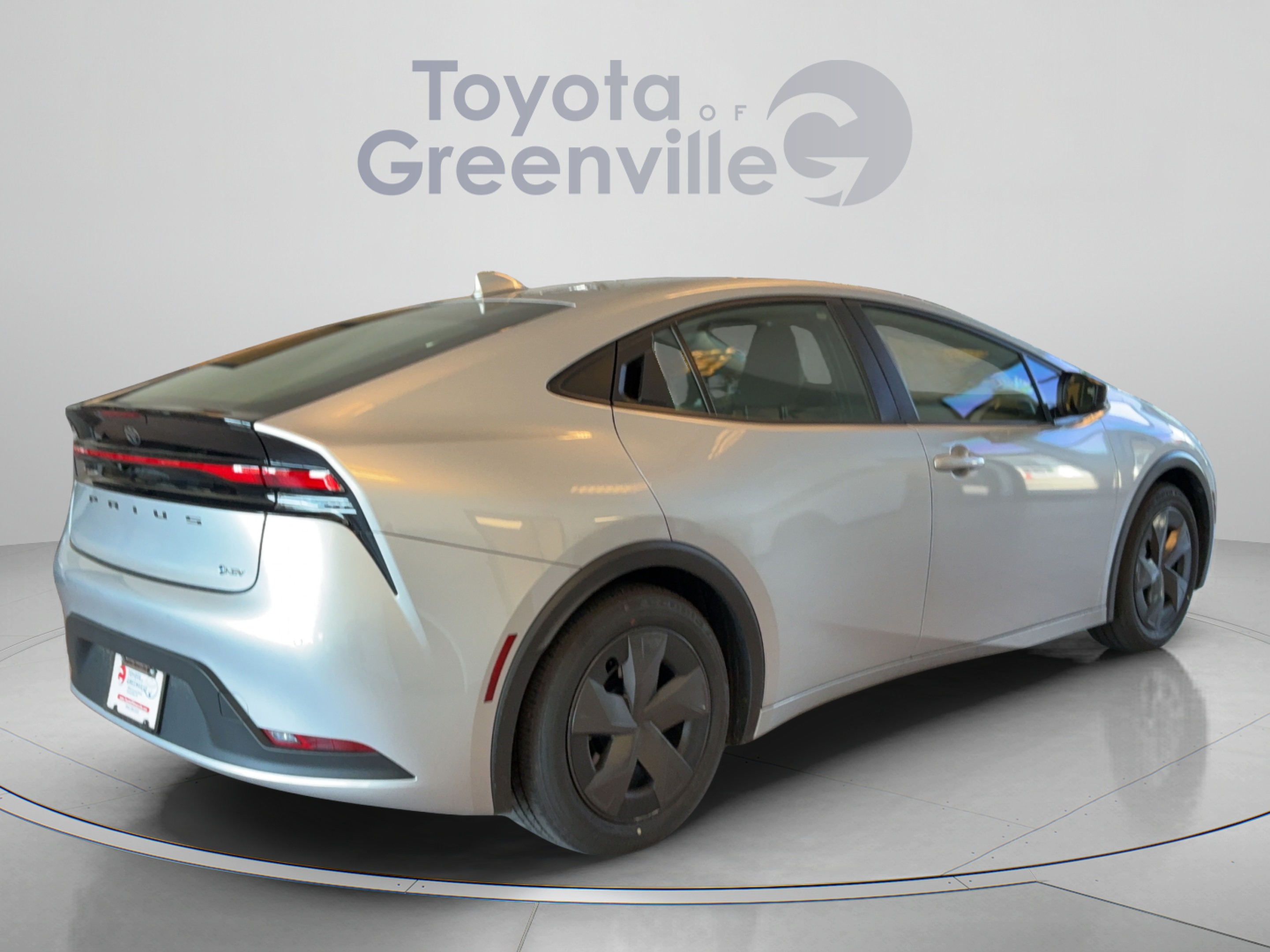 Certified 2025 Toyota Prius LE FWD image 6