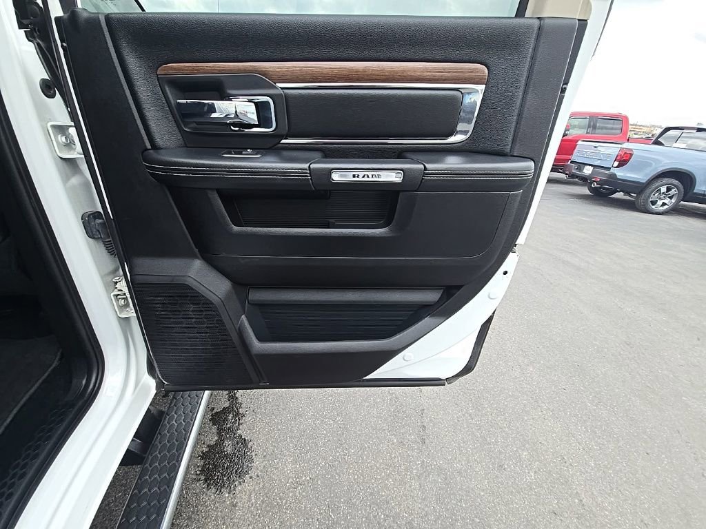 Used 2015 RAM 2500 Laramie w/ Convenience Group image 30