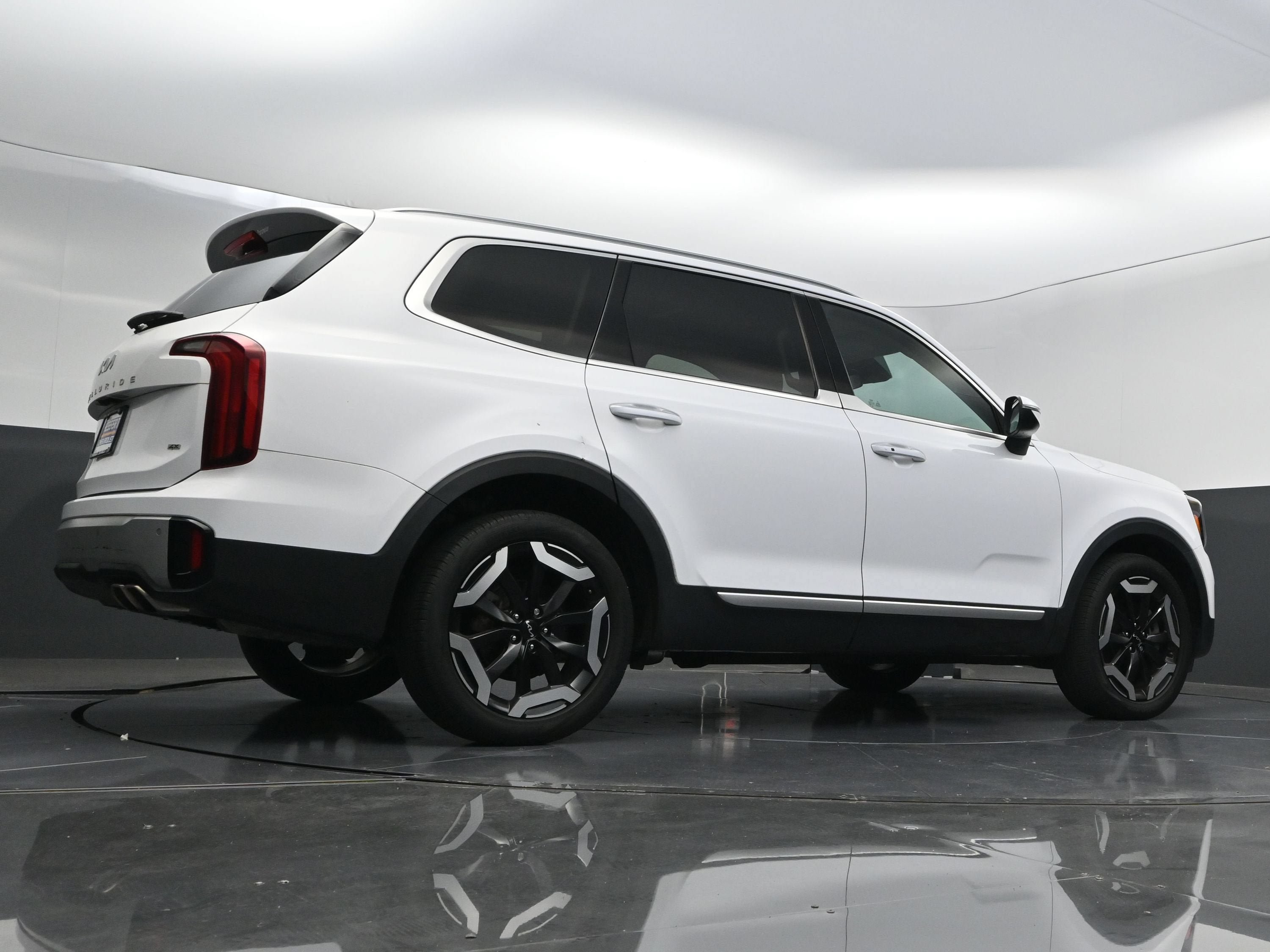Used 2024 Kia Telluride S w/ S Sunroof Package AWD/4WD image 49
