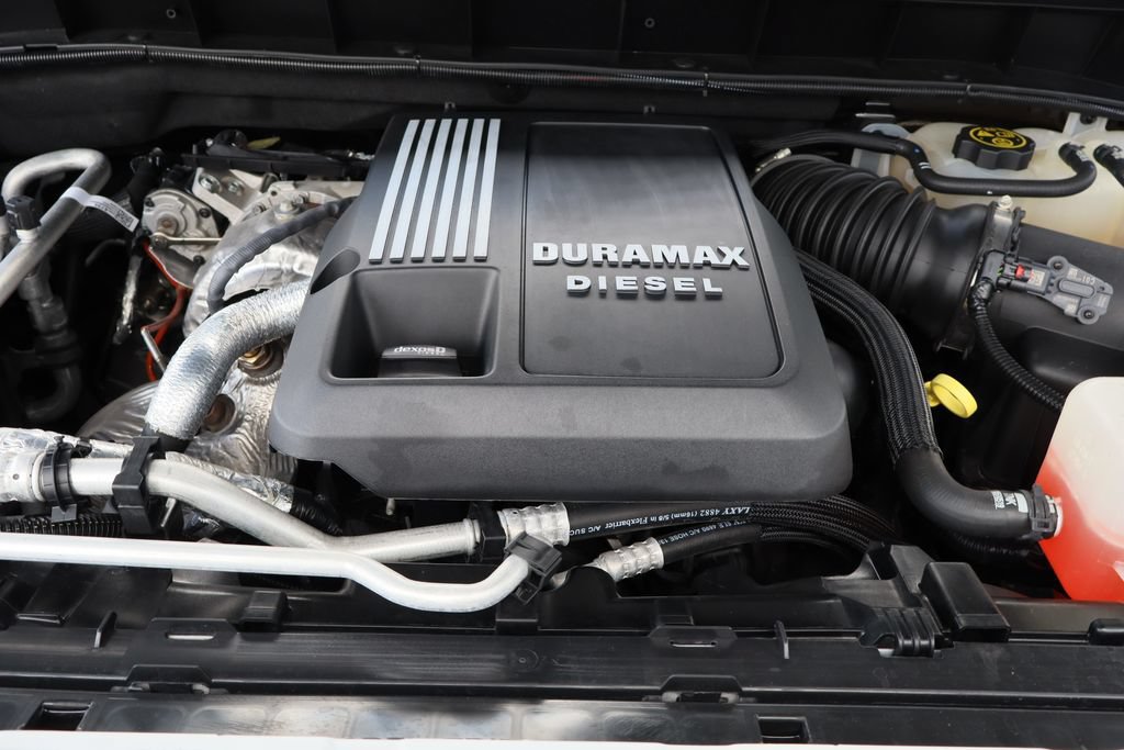 Certified 2023 Chevrolet Silverado 1500 LTZ w/ LTZ Premium Package AWD/4WD image 33