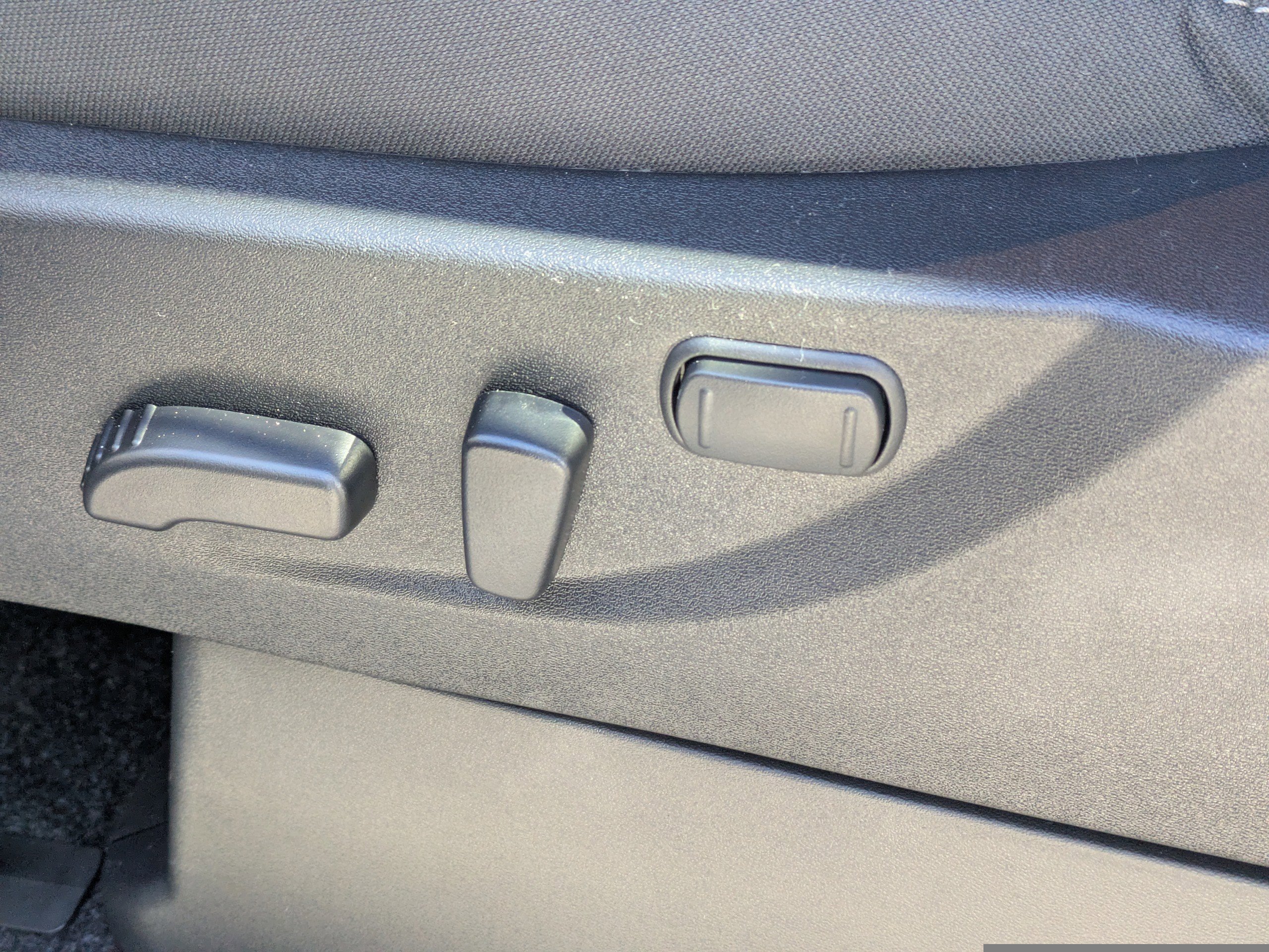 New 2026 Nissan Frontier SV RWD image 21