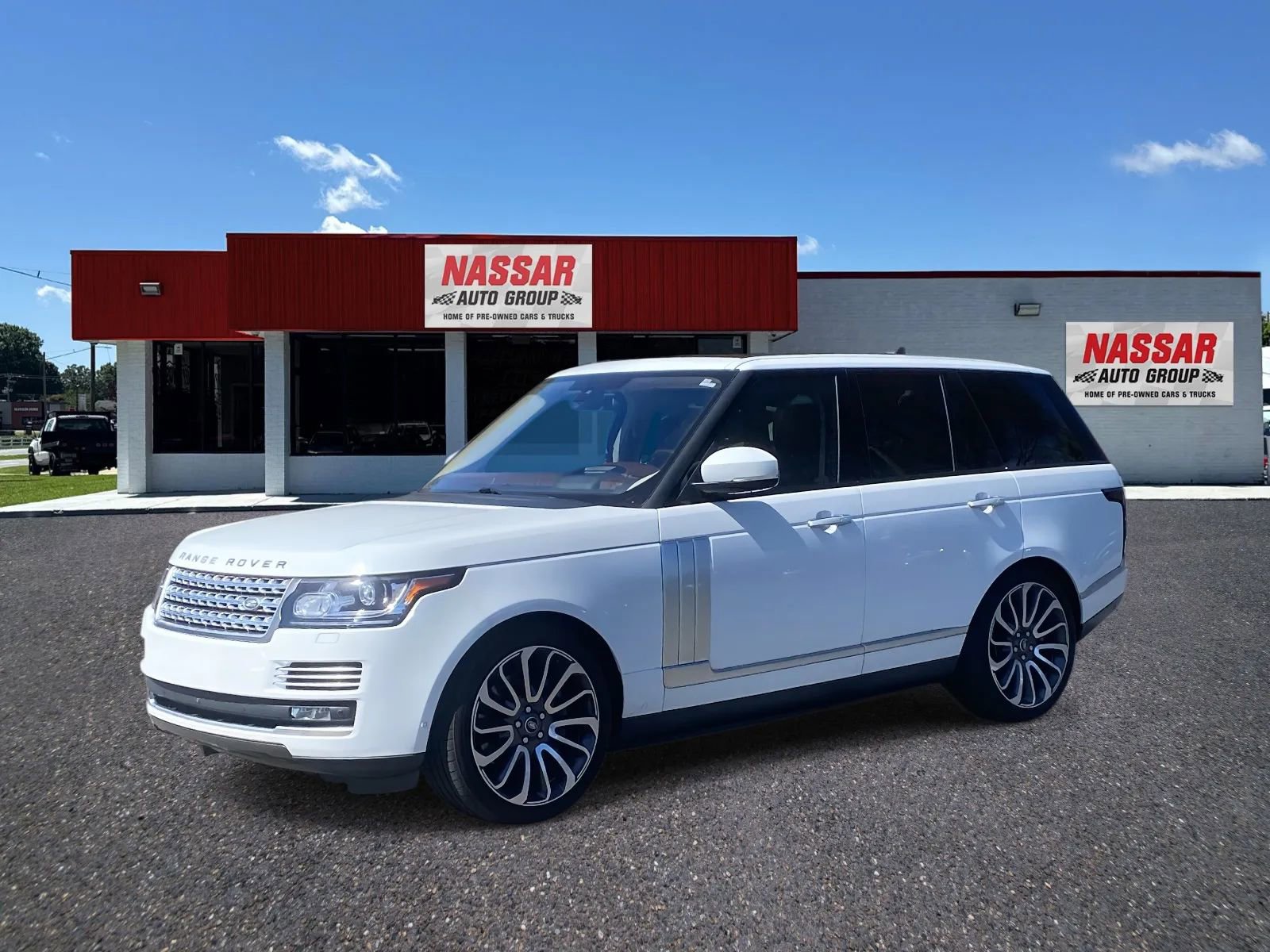 Used 2016 Land Rover Range Rover Autobiography image 1