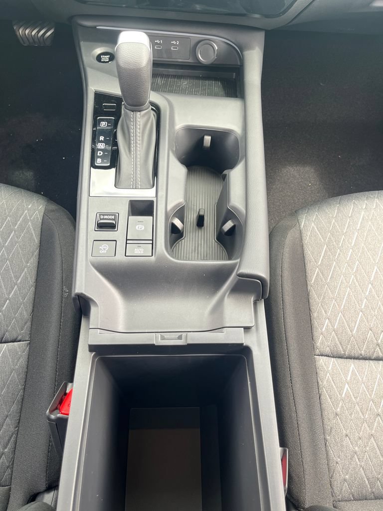 New 2026 Nissan Sentra SV w/ SV Convenience Package FWD image 22