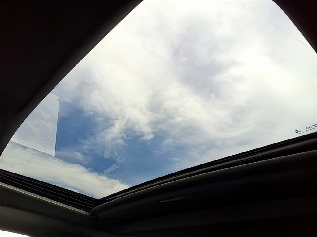 Used 2024 Chevrolet Silverado 2500 High Country w/ High Country Premium Package image 6