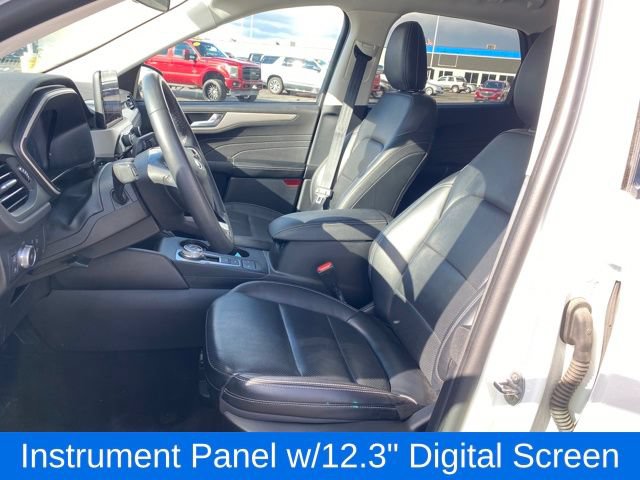 Used 2022 Ford Escape SEL w/ Technology Package FWD image 15