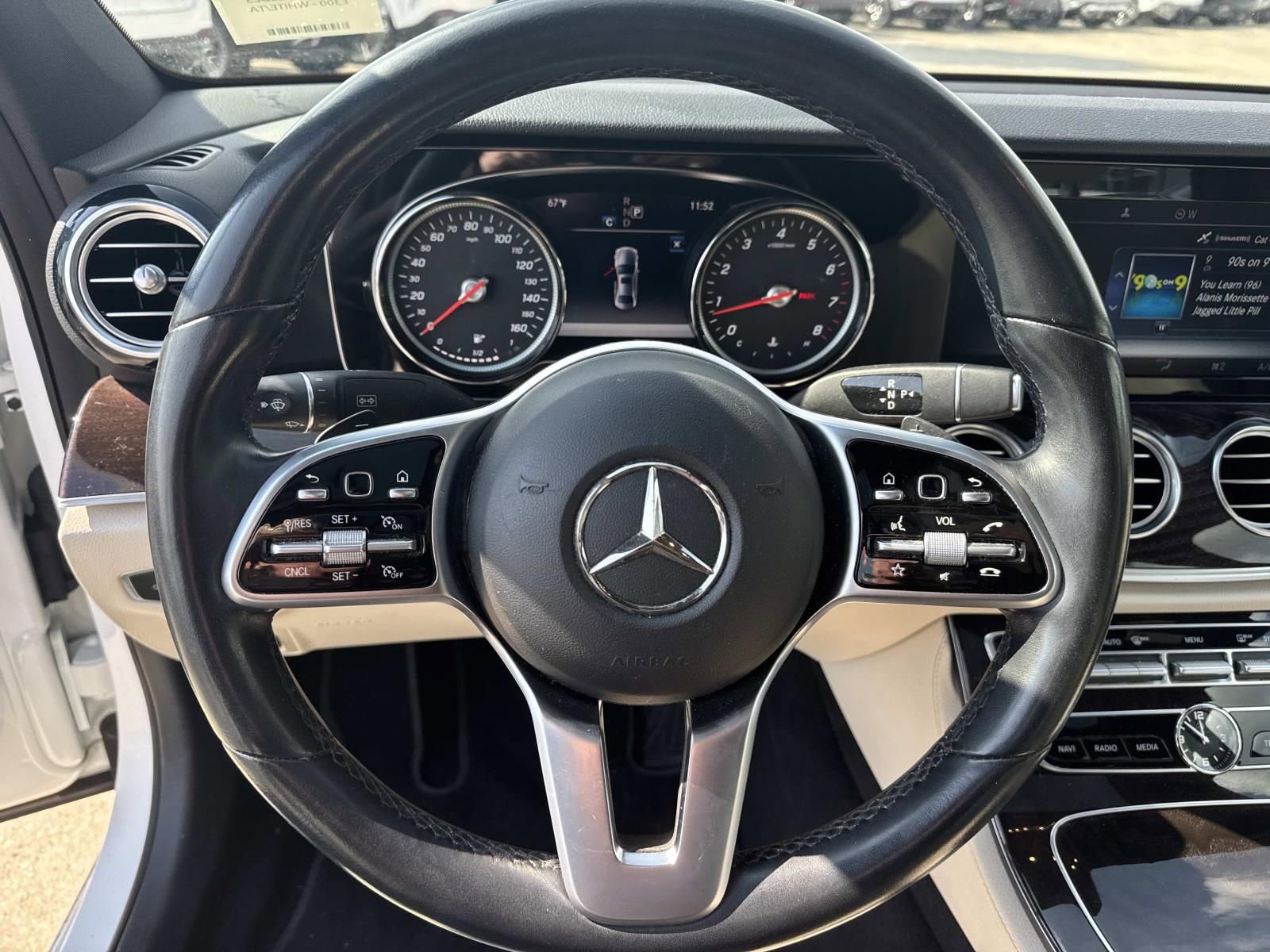 Used 2019 Mercedes-Benz E 300 image 21