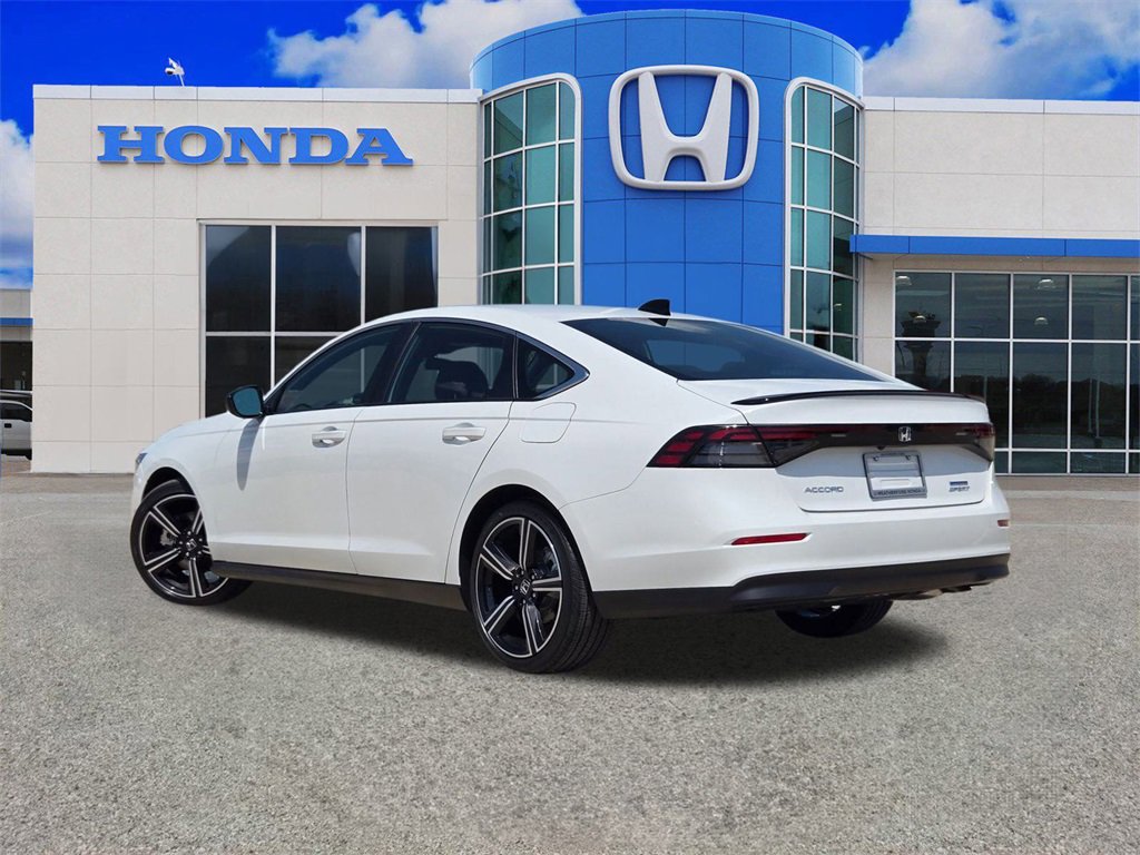 Used 2024 Honda Accord Sport image 5