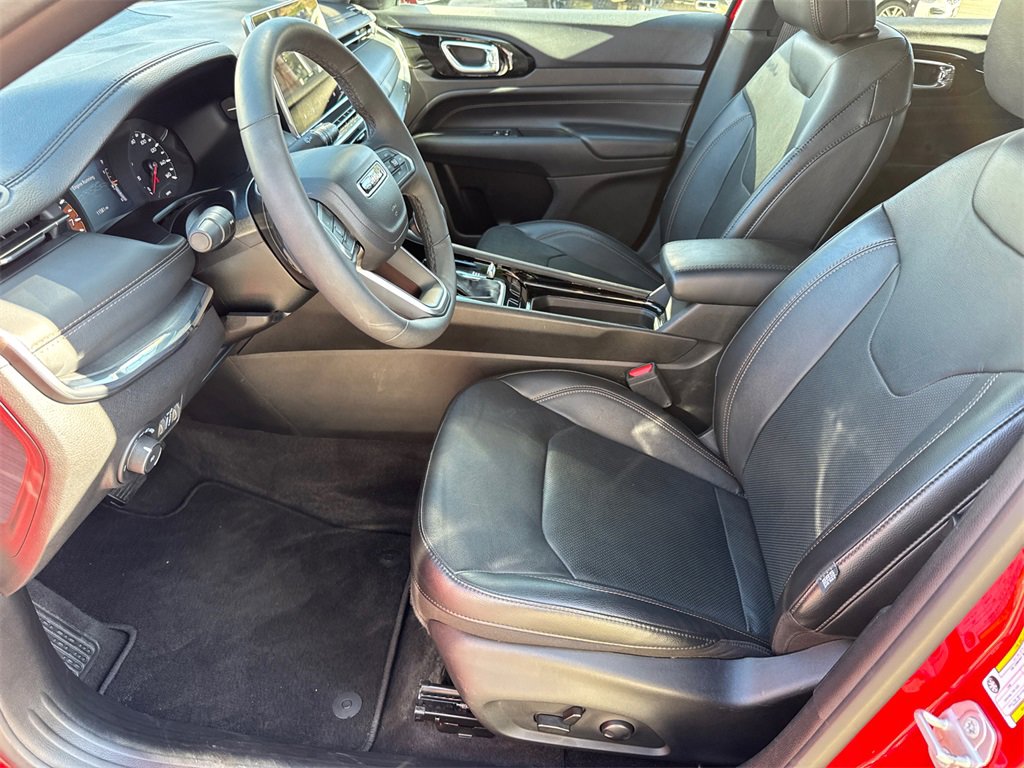 Used 2023 Jeep Compass Limited image 26