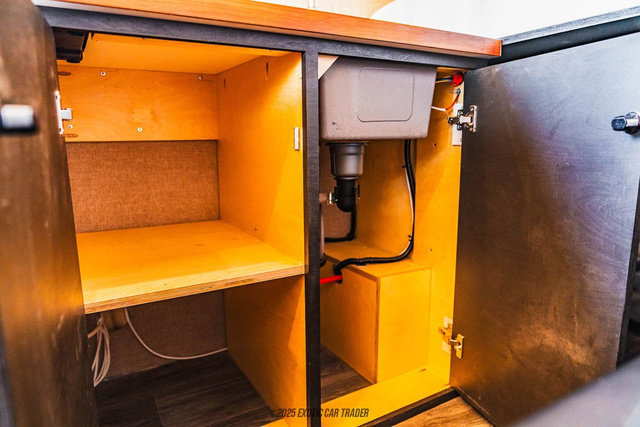 Used 2019 Mercedes-Benz Sprinter 4x4 170 image 34