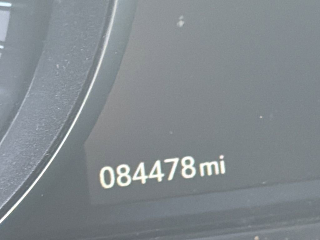 Used 2017 Land Rover Discovery HSE AWD/4WD image 11