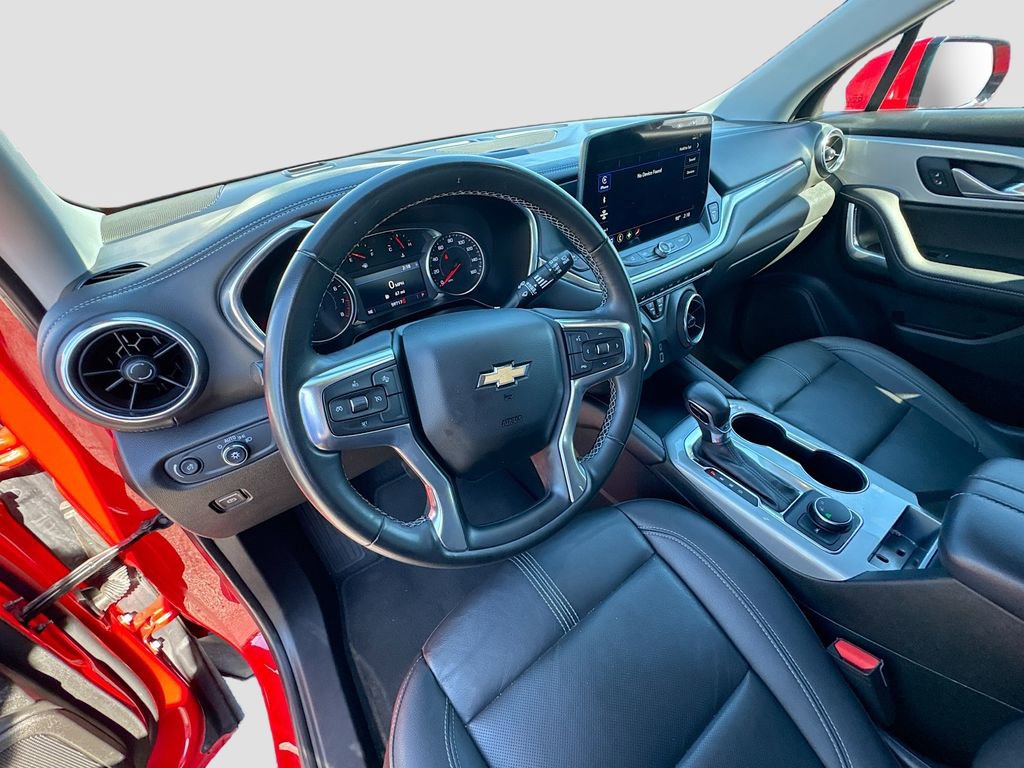 Used 2023 Chevrolet Blazer LT image 9