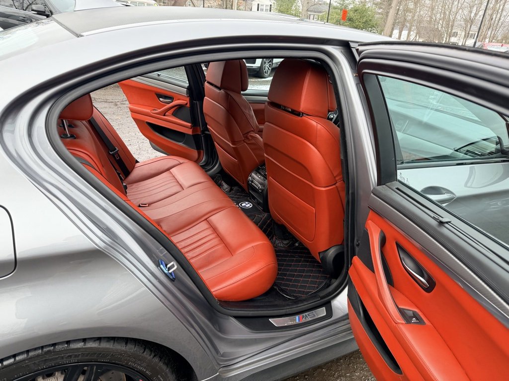 Used 2014 BMW M5 image 27