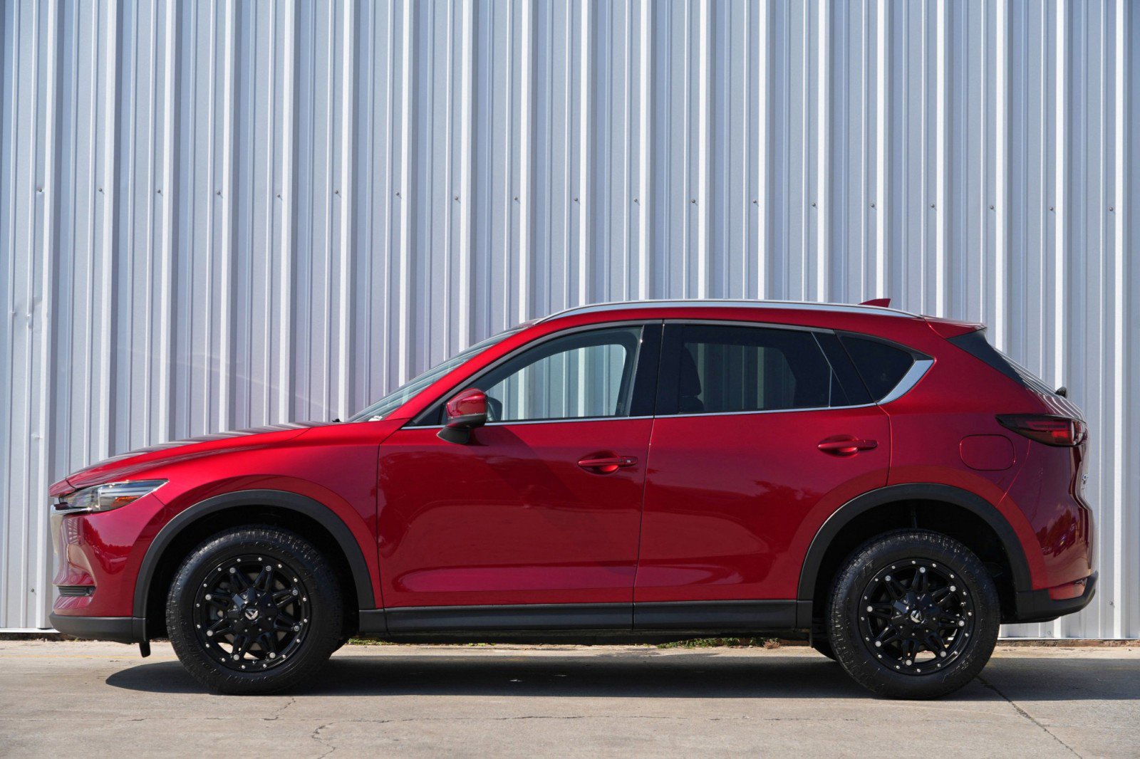 Used 2019 MAZDA CX-5 Signature image 8