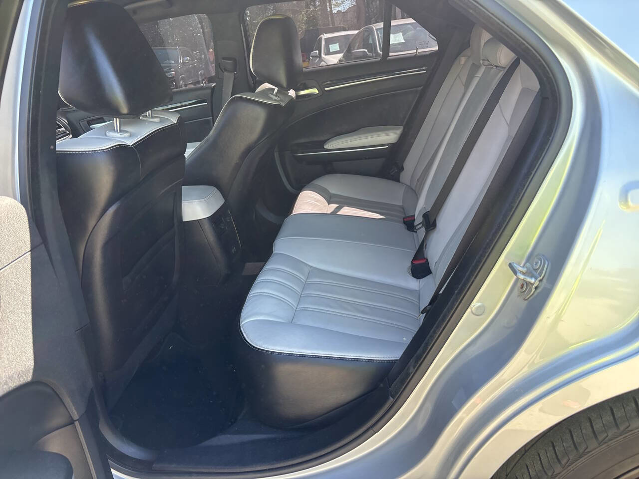 Used 2021 Chrysler 300 S image 17