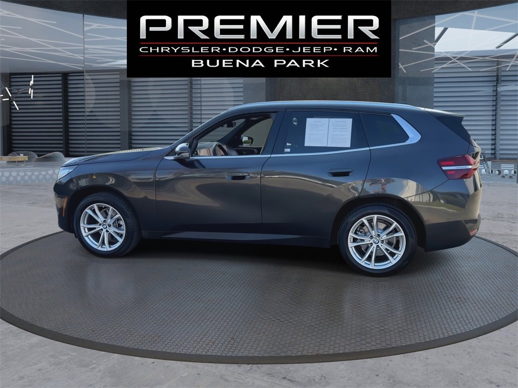 Used 2025 BMW X3 xDrive30i w/ Premium Package image 5