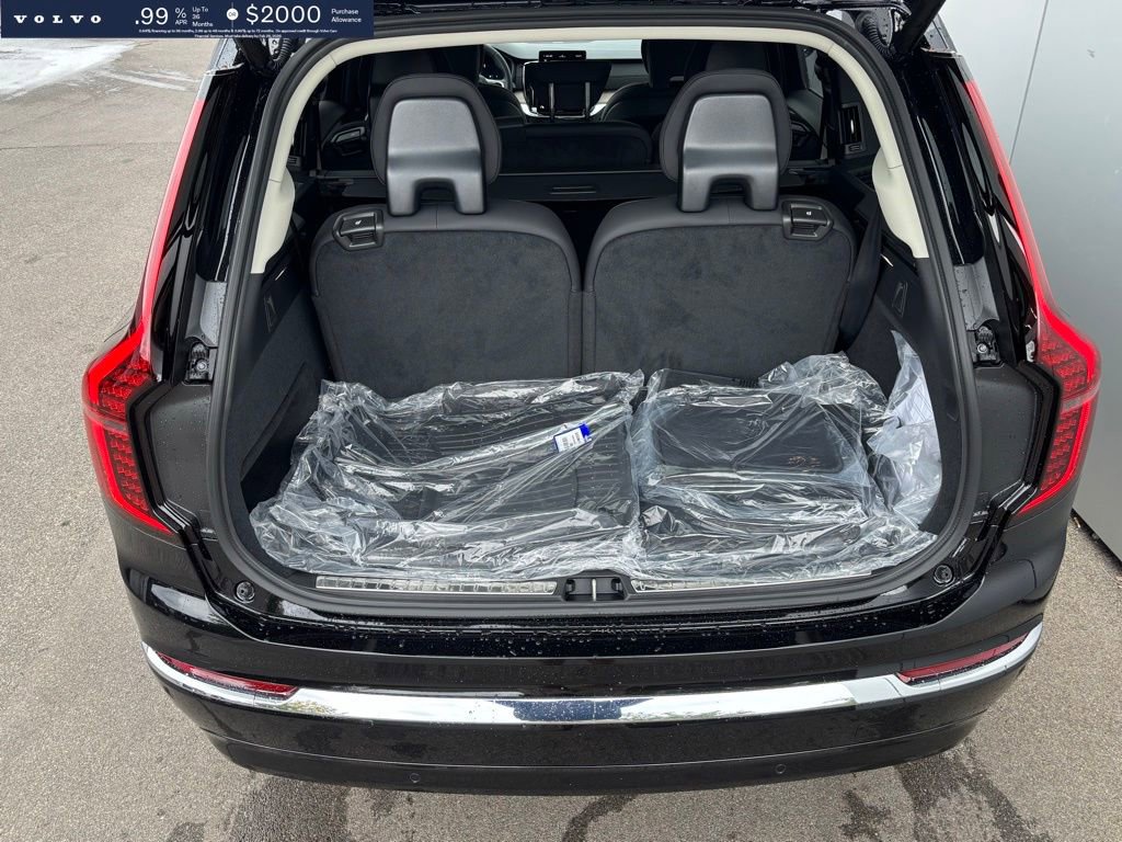 New 2026 Volvo XC90 B6 Plus w/ Protection Package image 17