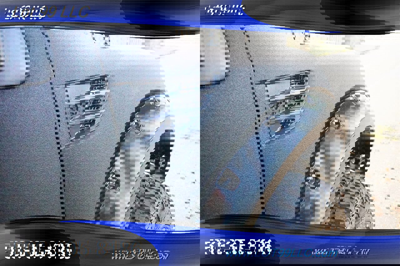 Used 2013 Ford F150 Raptor w/ Luxury Equipment Group image 38