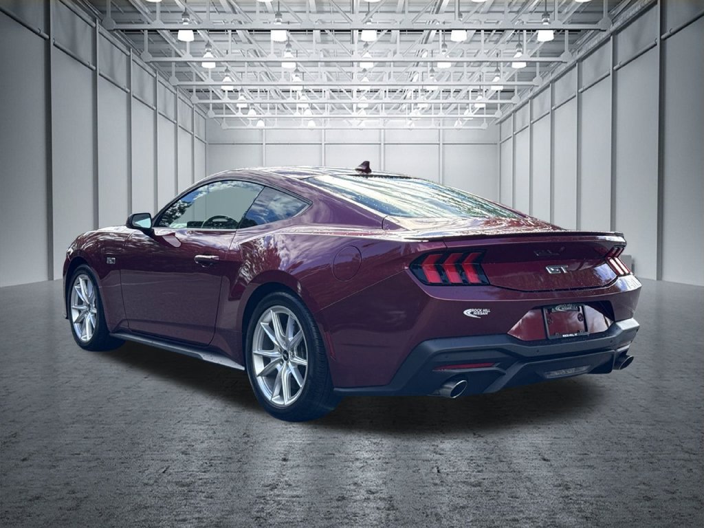 Used 2025 Ford Mustang GT Premium RWD image 6