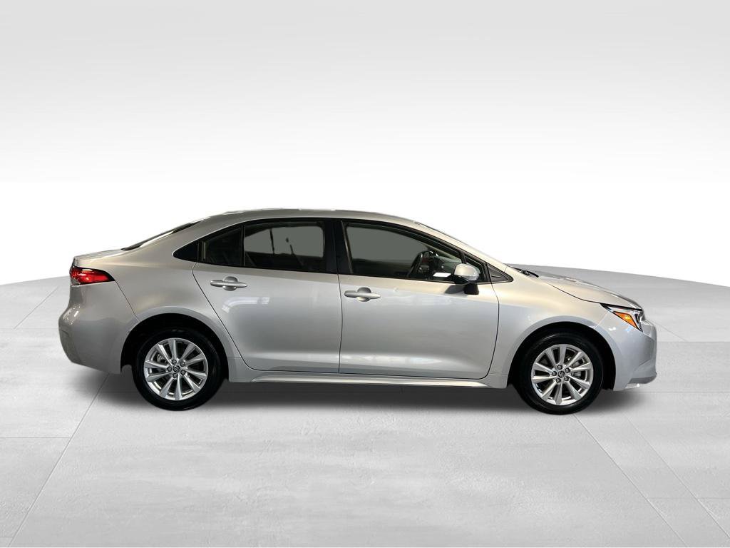 Certified 2024 Toyota Corolla LE w/ LE Convenience Package FWD image 6