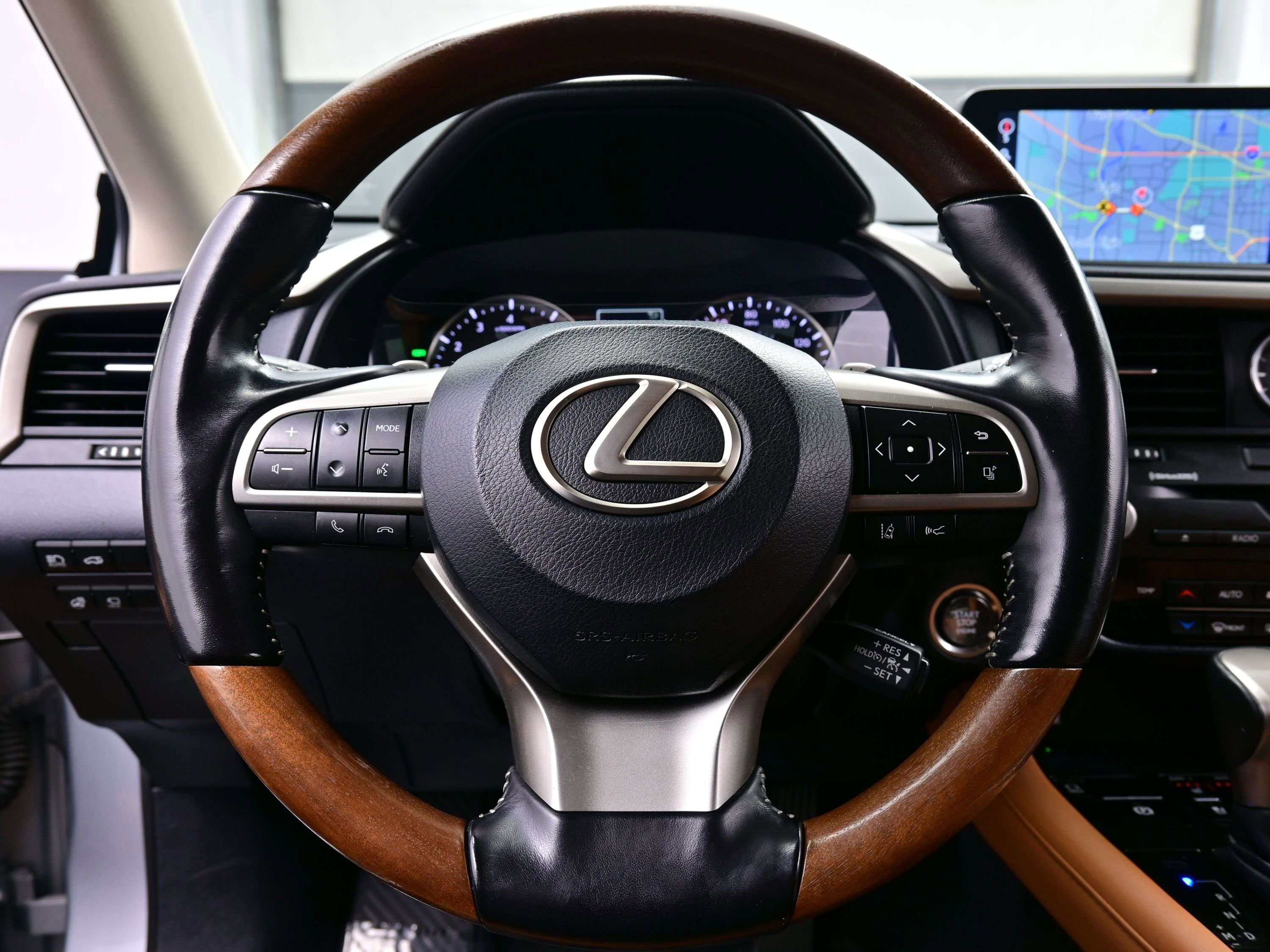 Used 2022 Lexus RX 350L Premium image 26