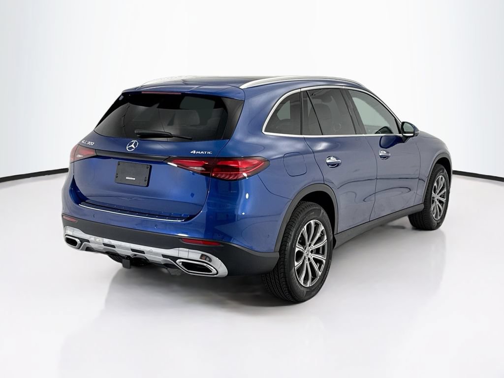 Certified 2026 Mercedes-Benz GLC 300 4MATIC image 5