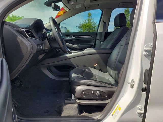Used 2019 Buick Enclave Avenir w/ Avenir Technology Package AWD/4WD image 16