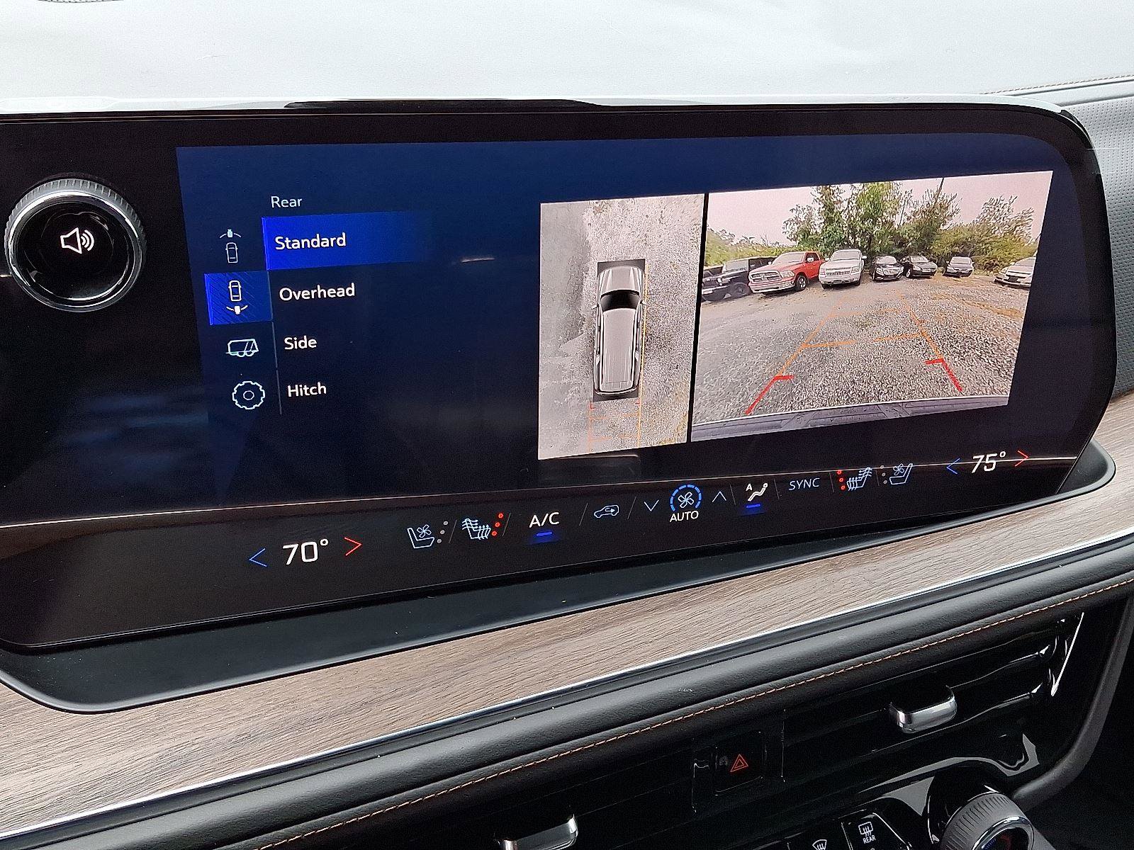 New 2025 Chevrolet Suburban High Country image 17
