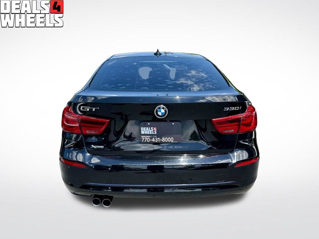 Used 2018 BMW 330i Gran Turismo xDrive AWD/4WD image 4