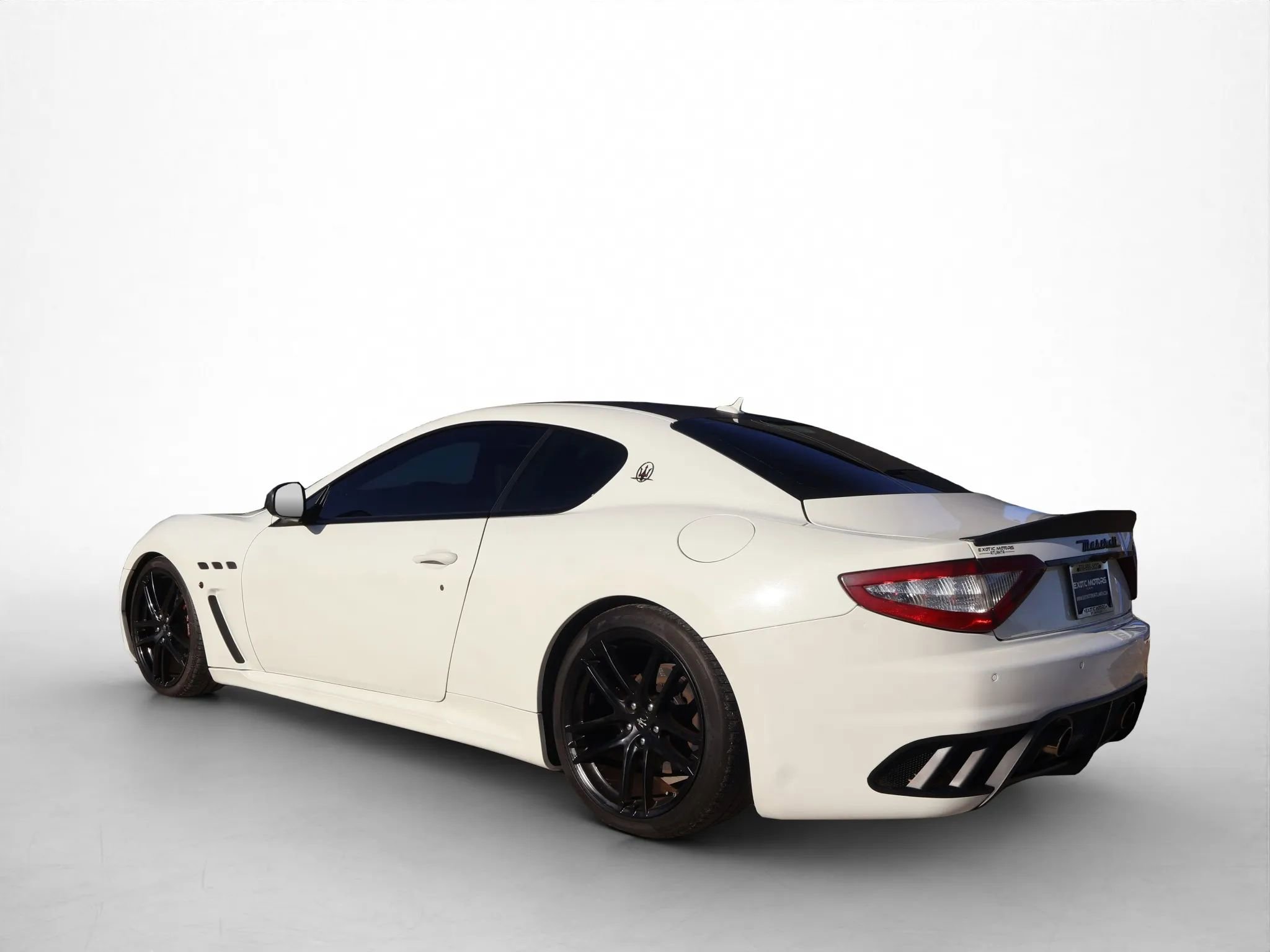 Used 2012 Maserati GranTurismo MC image 3